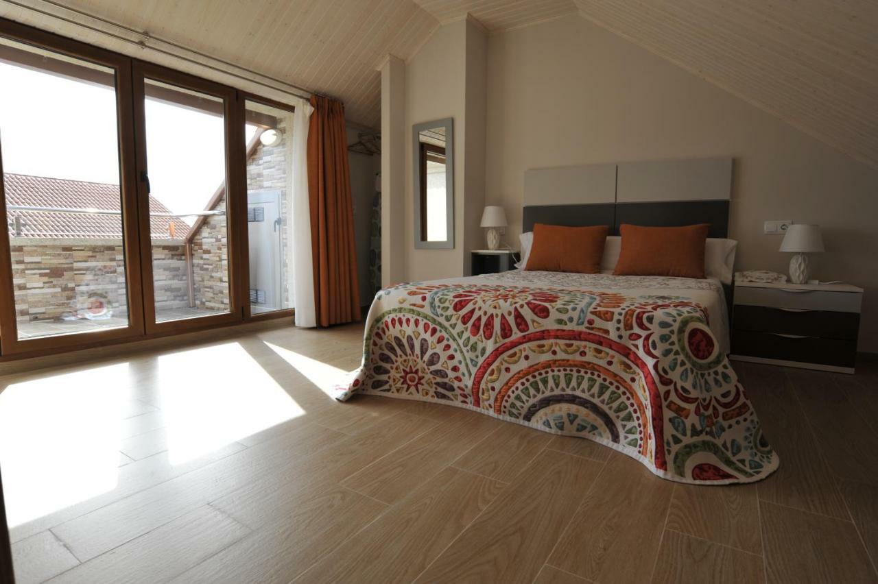 Apartamentos Playa Compostela ビラガルシーア・デ・アロウサ エクステリア 写真